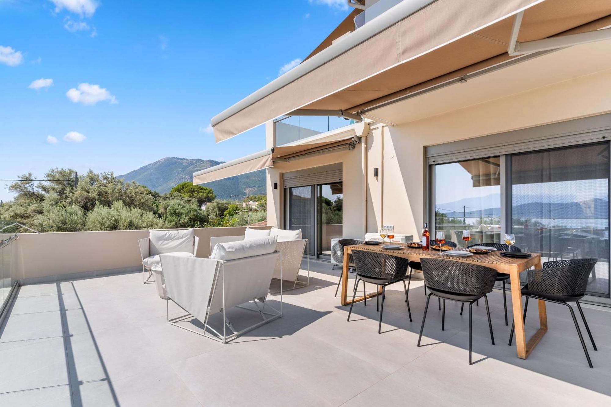 Blue Symphony Suites Apartments Никиана Екстериор снимка