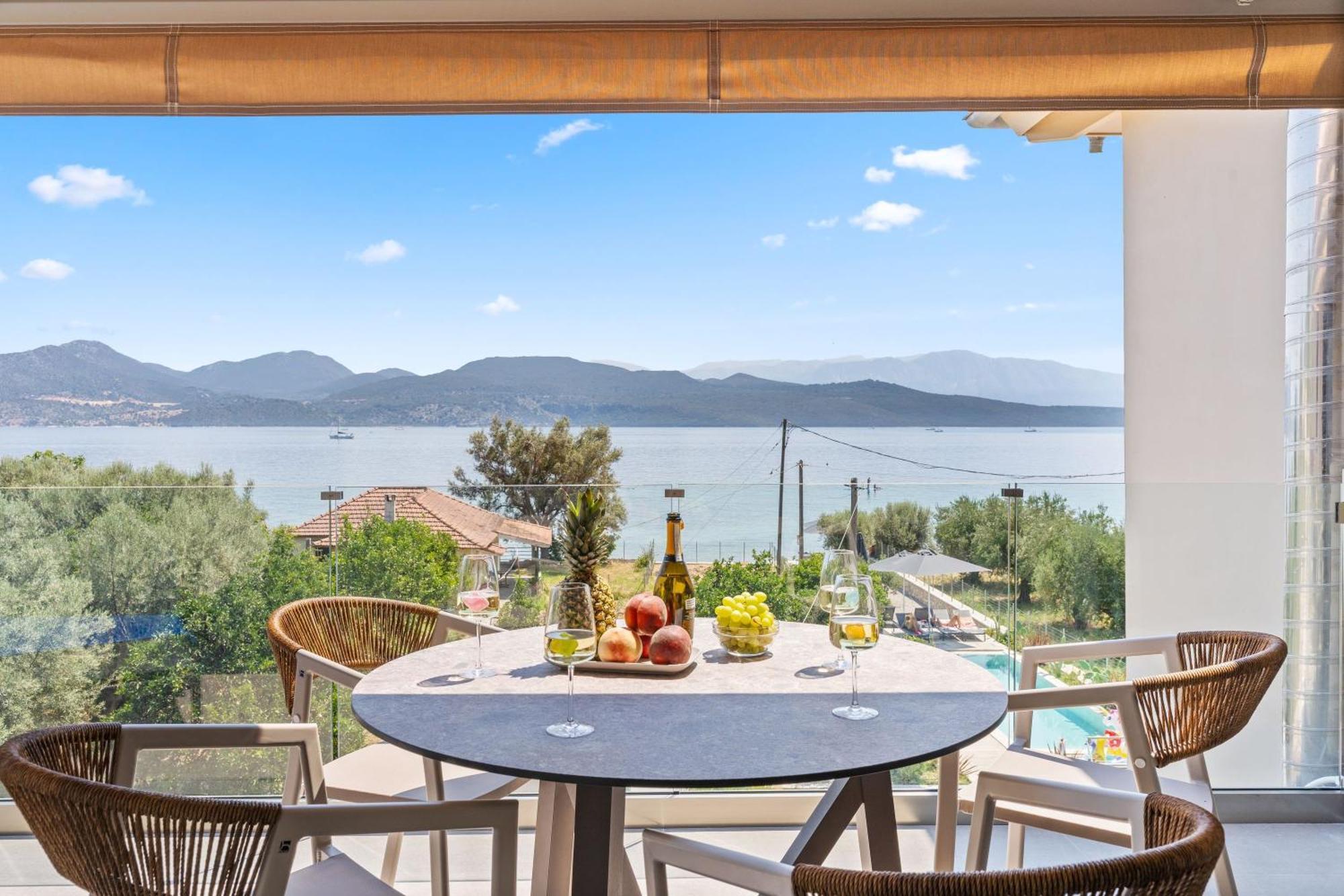 Blue Symphony Suites Apartments Никиана Екстериор снимка